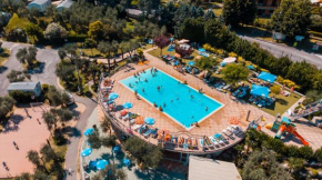 Albatross Mobile Homes on Camping Eden San Felice Del Benaco